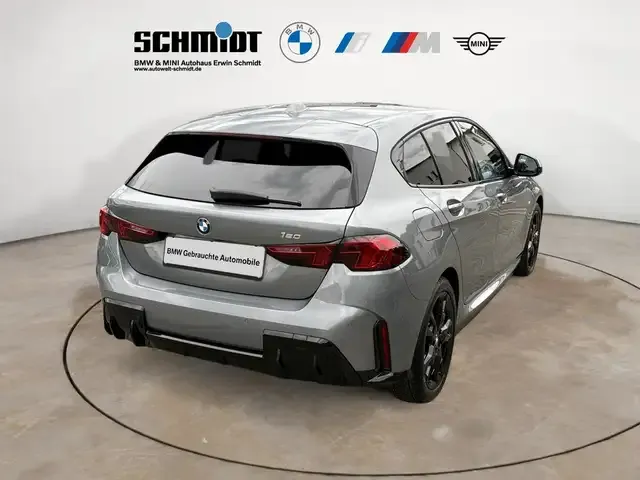 BMW 114
