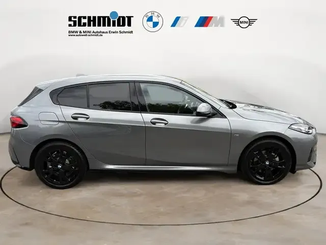 BMW 114