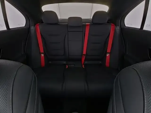 Mercedes-Benz C 63 AMG