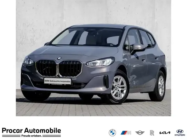 BMW 216