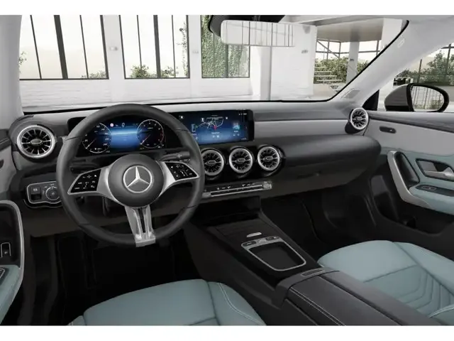 Mercedes-Benz CLA 180