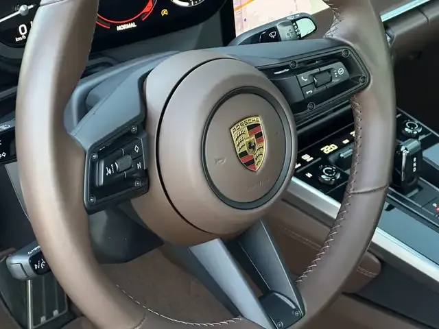 Porsche 992