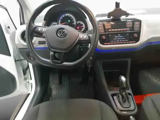 Volkswagen e-up!