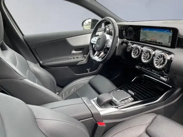 Mercedes-Benz A 45 AMG
