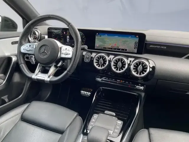 Mercedes-Benz A 45 AMG