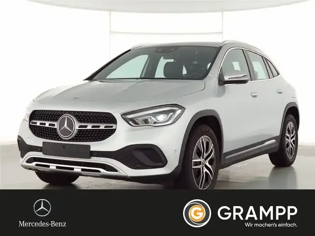 Mercedes-Benz GLA 180