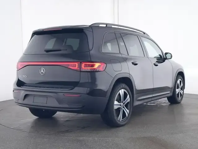 Mercedes-Benz EQB 250