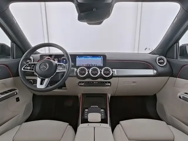 Mercedes-Benz EQB 250
