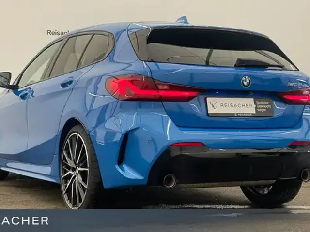 BMW 120