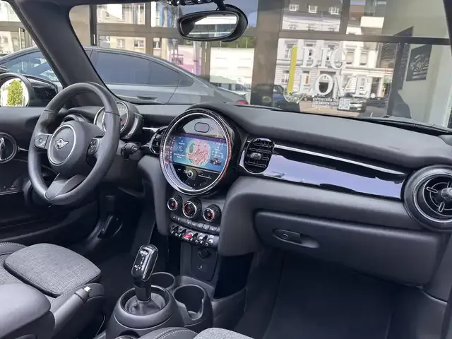 MINI Cooper Cabrio
