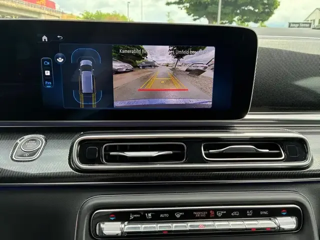 Mercedes-Benz V 220