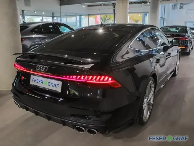 Audi S7