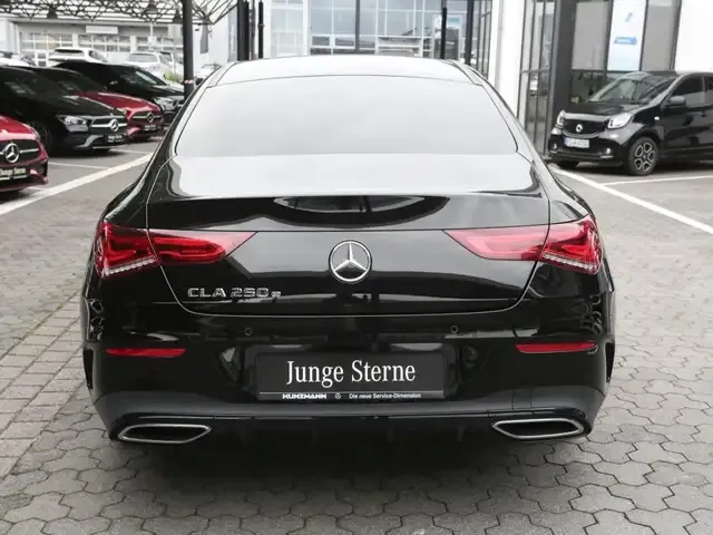 Mercedes-Benz CLA 250