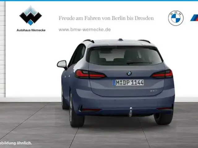 BMW 220