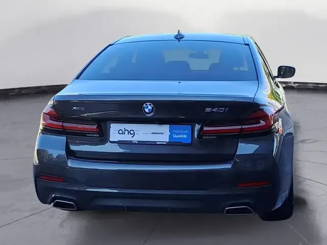 BMW 540