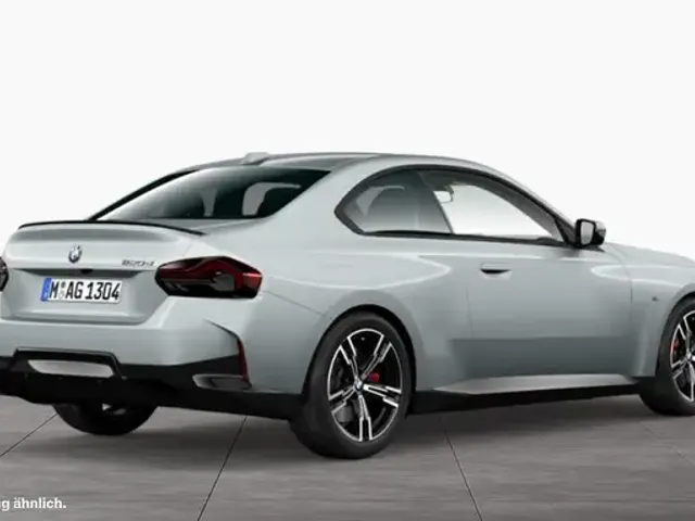 BMW 220