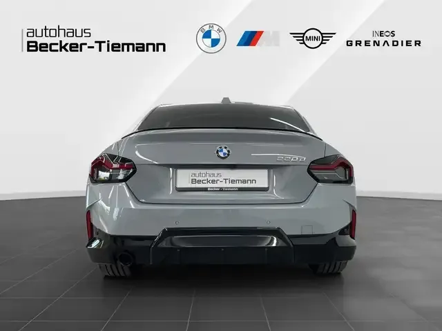BMW 220