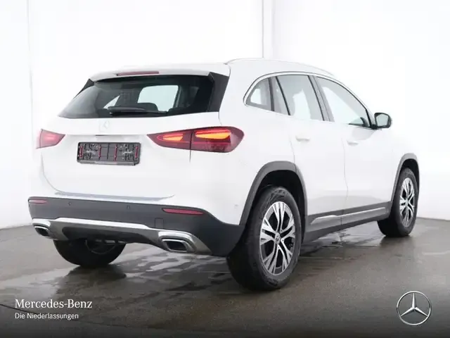 Mercedes-Benz GLA 180