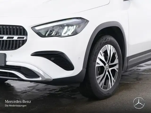 Mercedes-Benz GLA 180