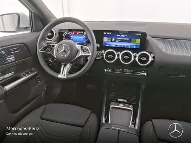 Mercedes-Benz GLA 180