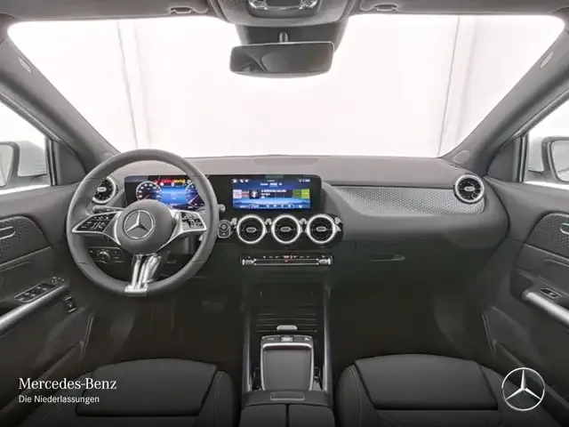 Mercedes-Benz GLA 180