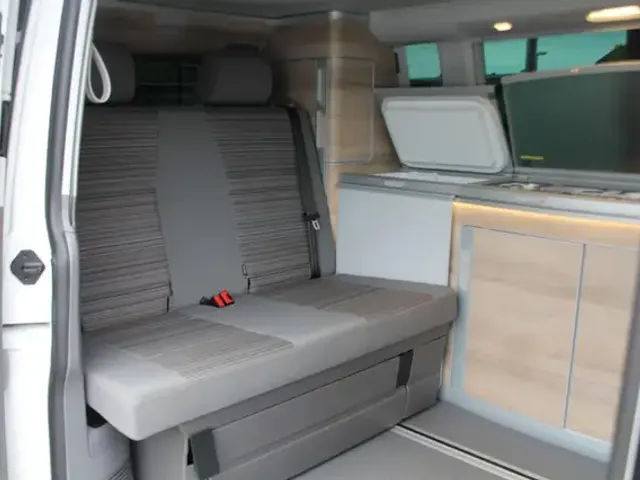 Volkswagen T6.1 California
