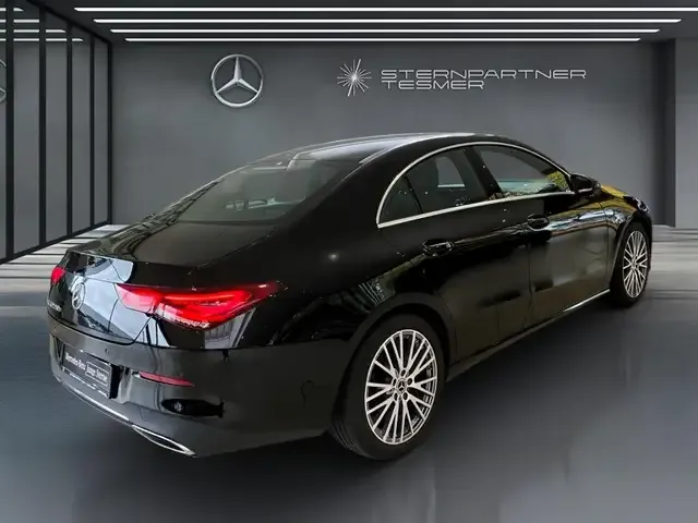 Mercedes-Benz CLA 220