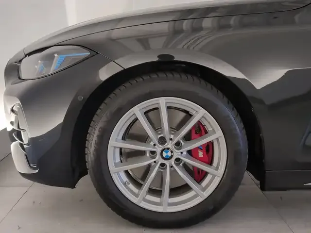 BMW 440