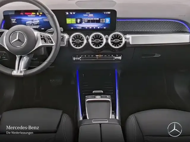 Mercedes-Benz EQB 300