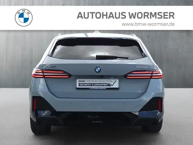 BMW 520