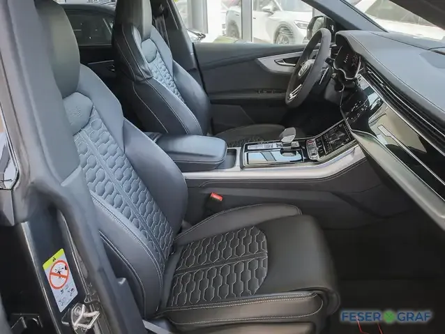 Audi RS Q8