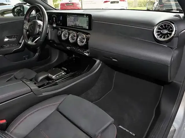 Mercedes-Benz A 35 AMG