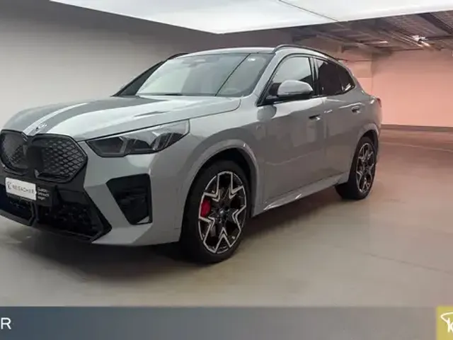 BMW iX2