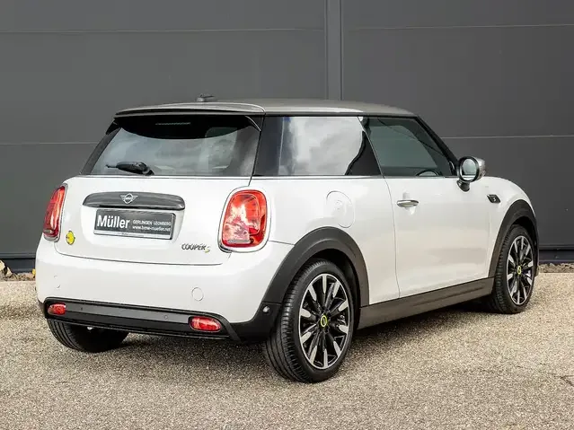 MINI Cooper SE