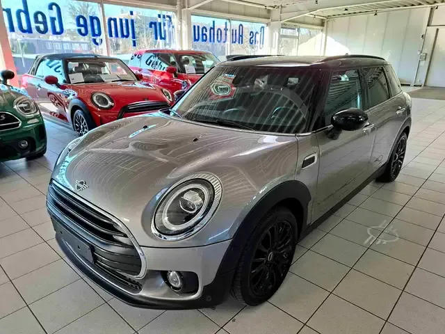 MINI Cooper Clubman