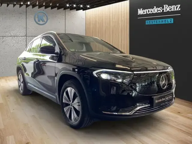 Mercedes-Benz EQA 300