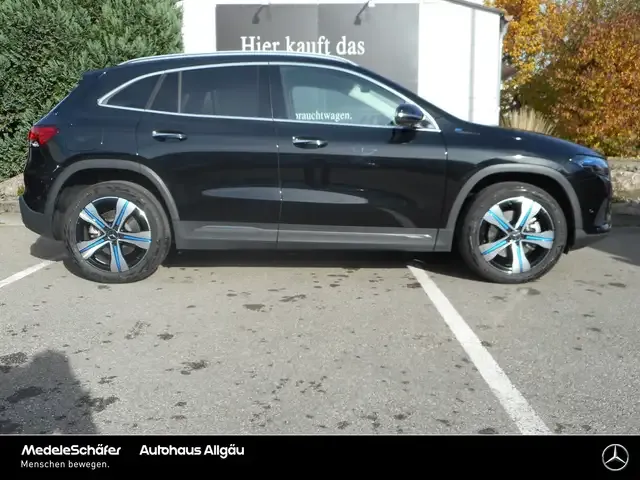 Mercedes-Benz EQA 250