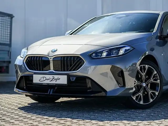BMW 120