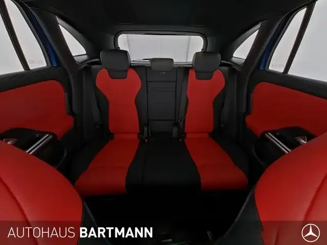 Mercedes-Benz GLA 220