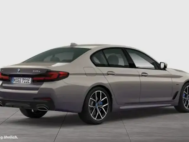 BMW 545