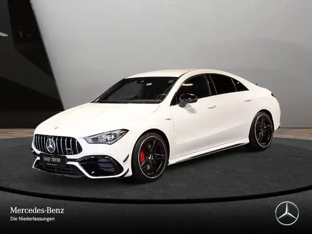 Mercedes-Benz CLA 45 AMG
