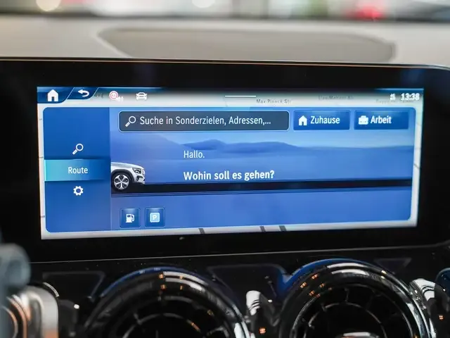 Mercedes-Benz GLB 200