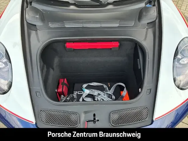 Porsche 992