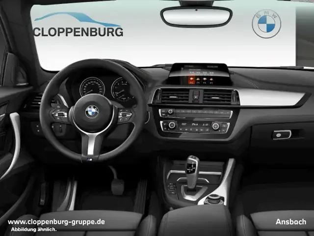 BMW 220
