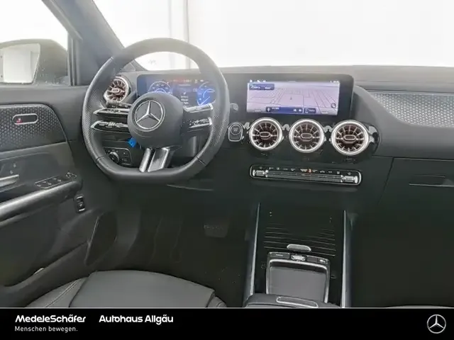 Mercedes-Benz EQA 300