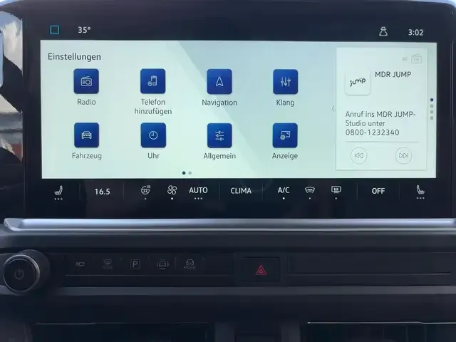 Volkswagen T7 Caravelle