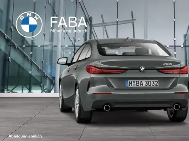BMW 220