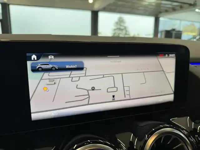 Mercedes-Benz GLA 220
