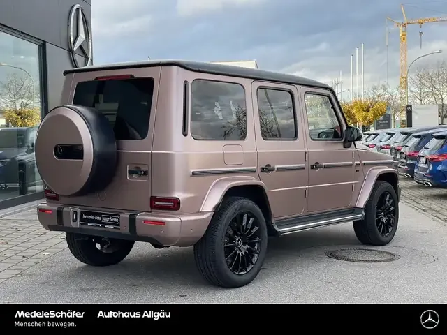 Mercedes-Benz G 500
