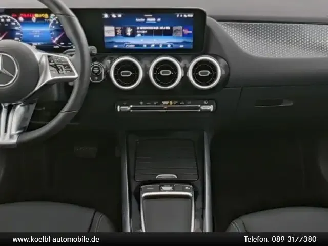 Mercedes-Benz GLA 180